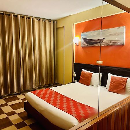 Yaahot Hotell Yaoundé Eksteriør bilde