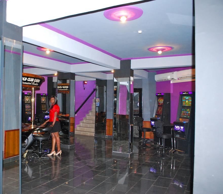 Yaahot Hotell Yaoundé Eksteriør bilde